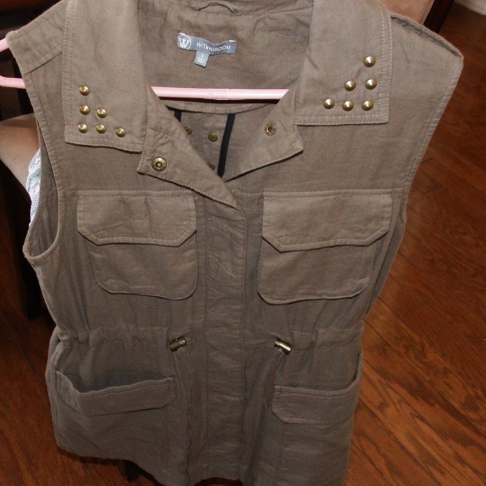 vest